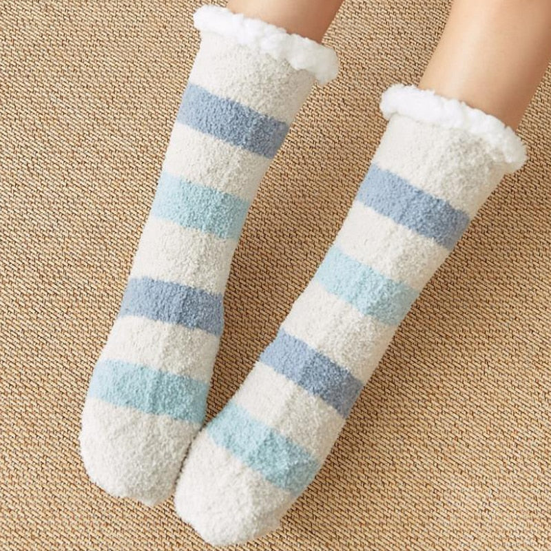 COZY WINTER COTTON SOCKS