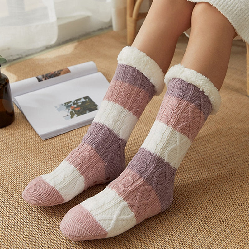 COZY WINTER COTTON SOCKS