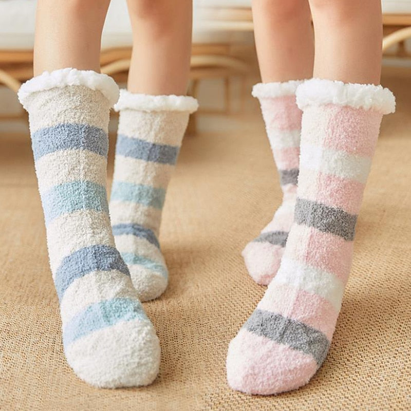 COZY WINTER COTTON SOCKS