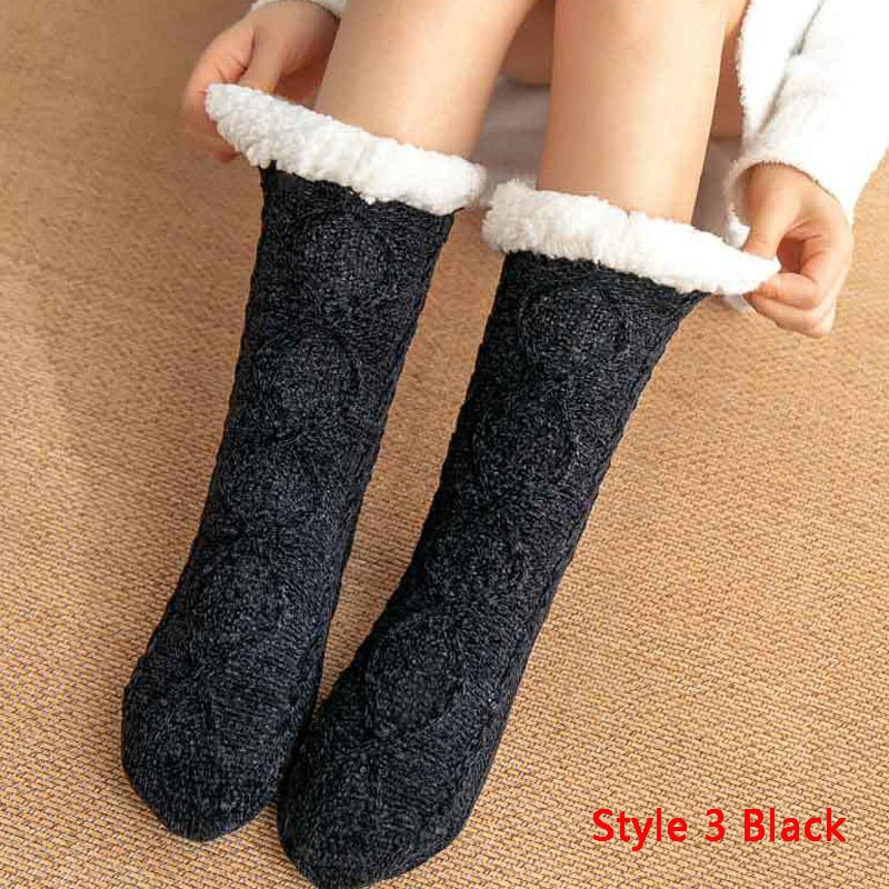 WOMEN'S PLUS THICKENED WINTER SOCKS