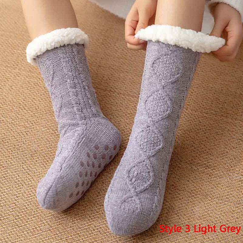 WOMEN'S PLUS THICKENED WINTER SOCKS